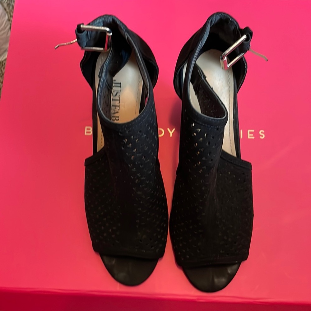 Black sandals
